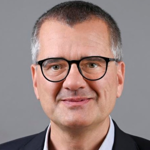 Johannes Duong SW 350 400